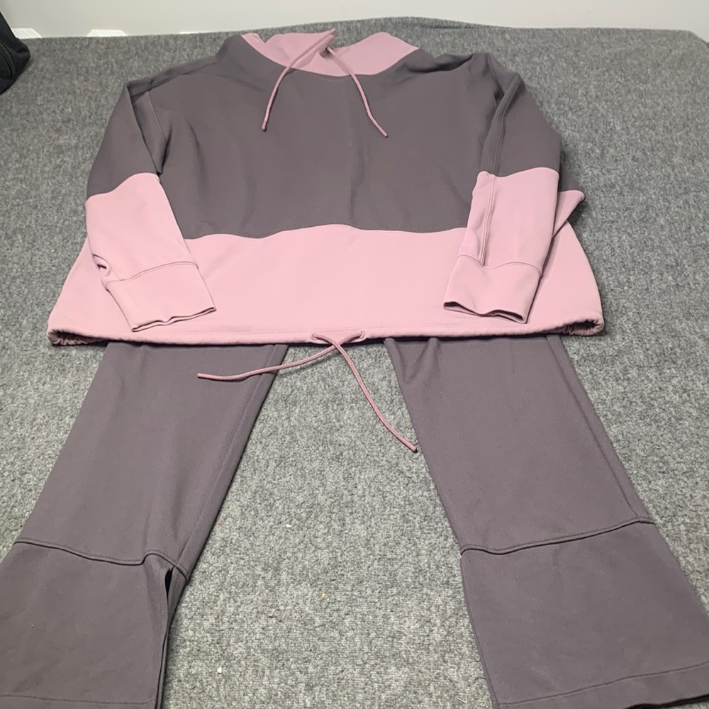 Athleta Hermosa Mock Neck SweatShirt and Pants Size Large
